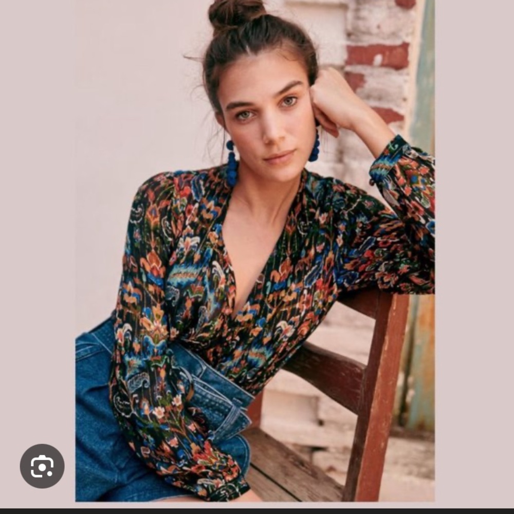 Sézane navy patterned silk & viscose blouse